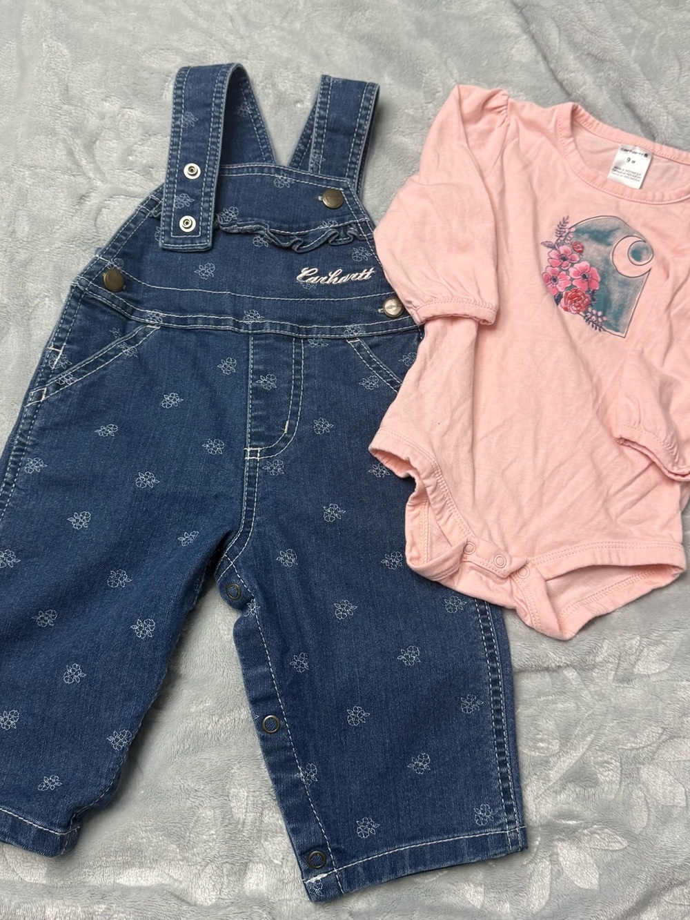 Baby Girl Carhartt Pink Bodysuit with Blue Denim Floral-Print Overalls size 9 mo